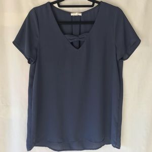 Pleione top w/ bow front keyhole blouse